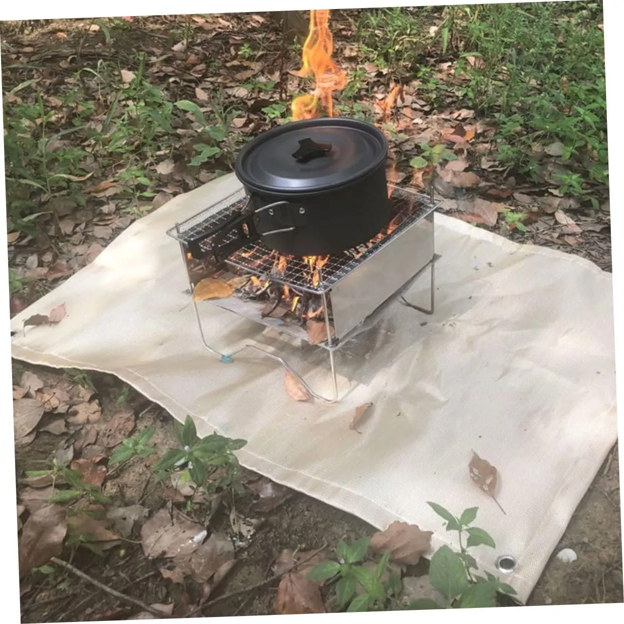 1 Set Fireproof Blanket Heat Resistant Fire Mat for Outdoor Camping BBQ Fireplace and Emergency Use Durable Fire Retardant Pad