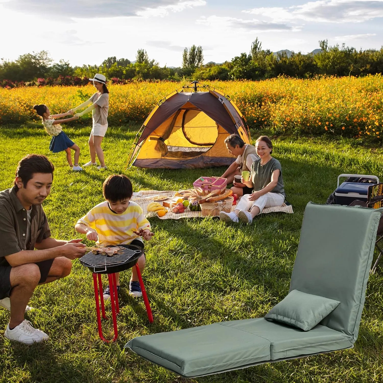 and Comfortable Foldable Portable Chair for Outdoor Activities, Adjustable Recliner, Lightweight Carry Bag, Light Green