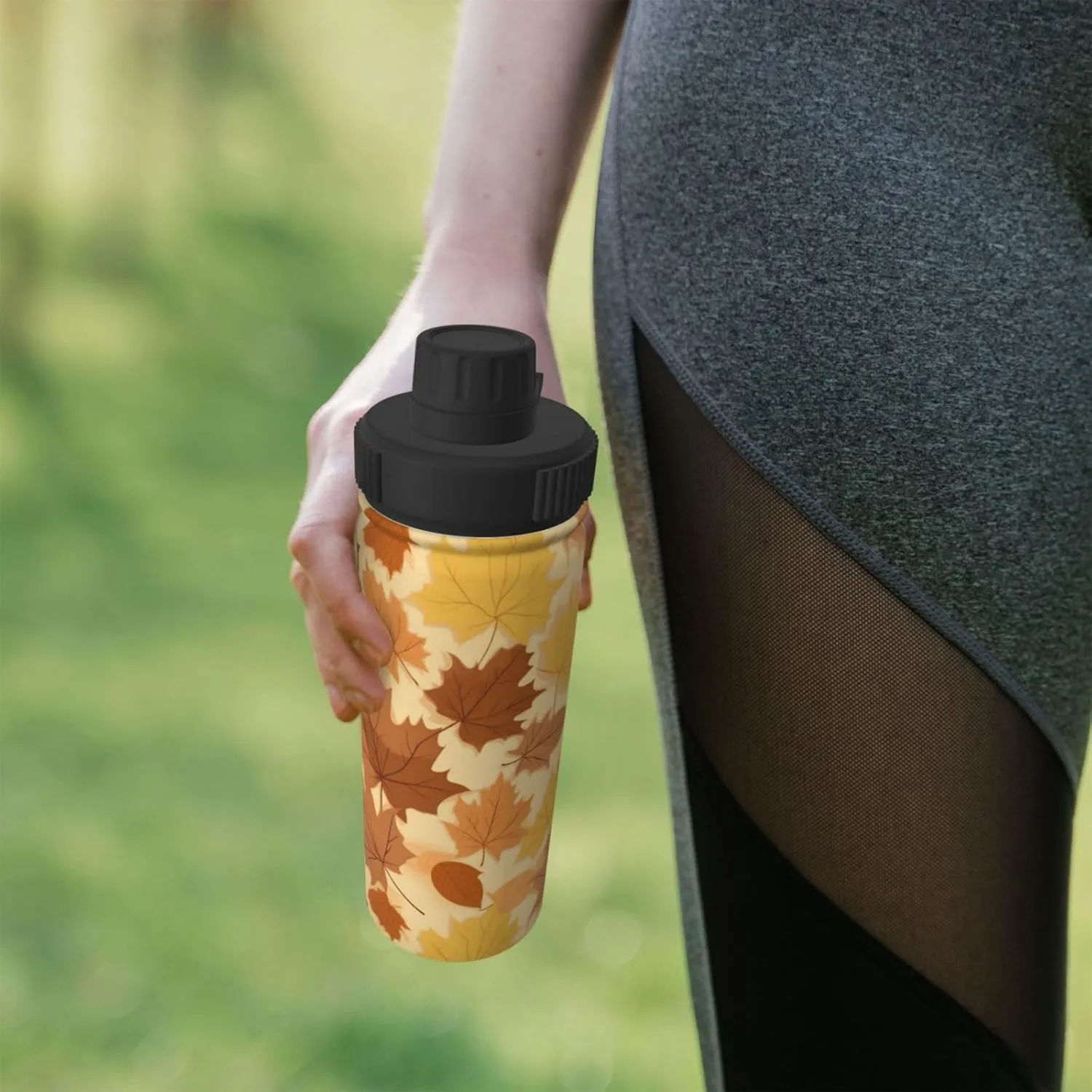 Autumn Maple Leaves 18 oz Stainless Steel Water Bottles Insulated Sports Water Bottle with Spout Lid, Thanksgiving Double Wall Travel Water Flask for Running Hiking Fishing