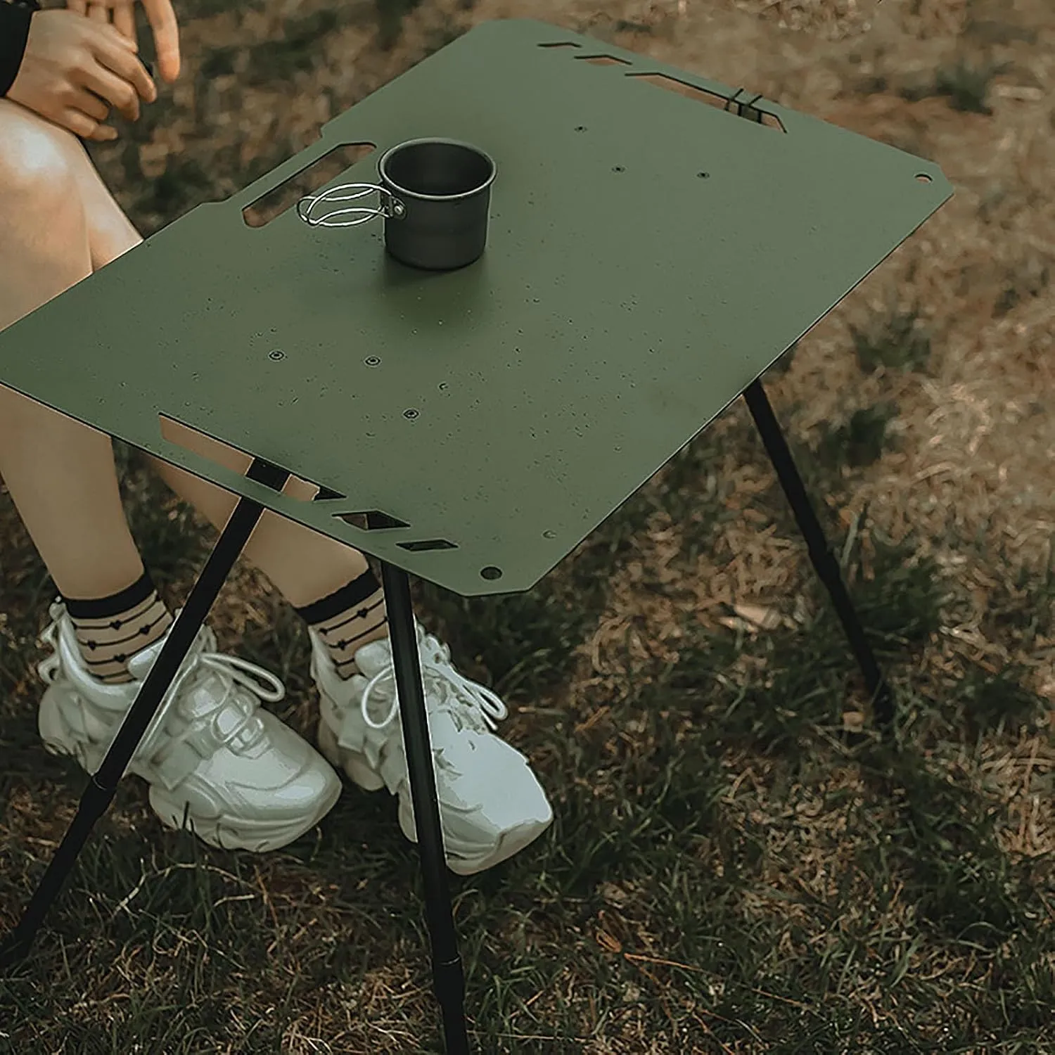 Camping Tables That Fold up Lightweight, Camping Table, Aluminum Camp Table, Lightweight Camping Equipment, for BBQ Garden Backyard (Color : Black, Size : A)