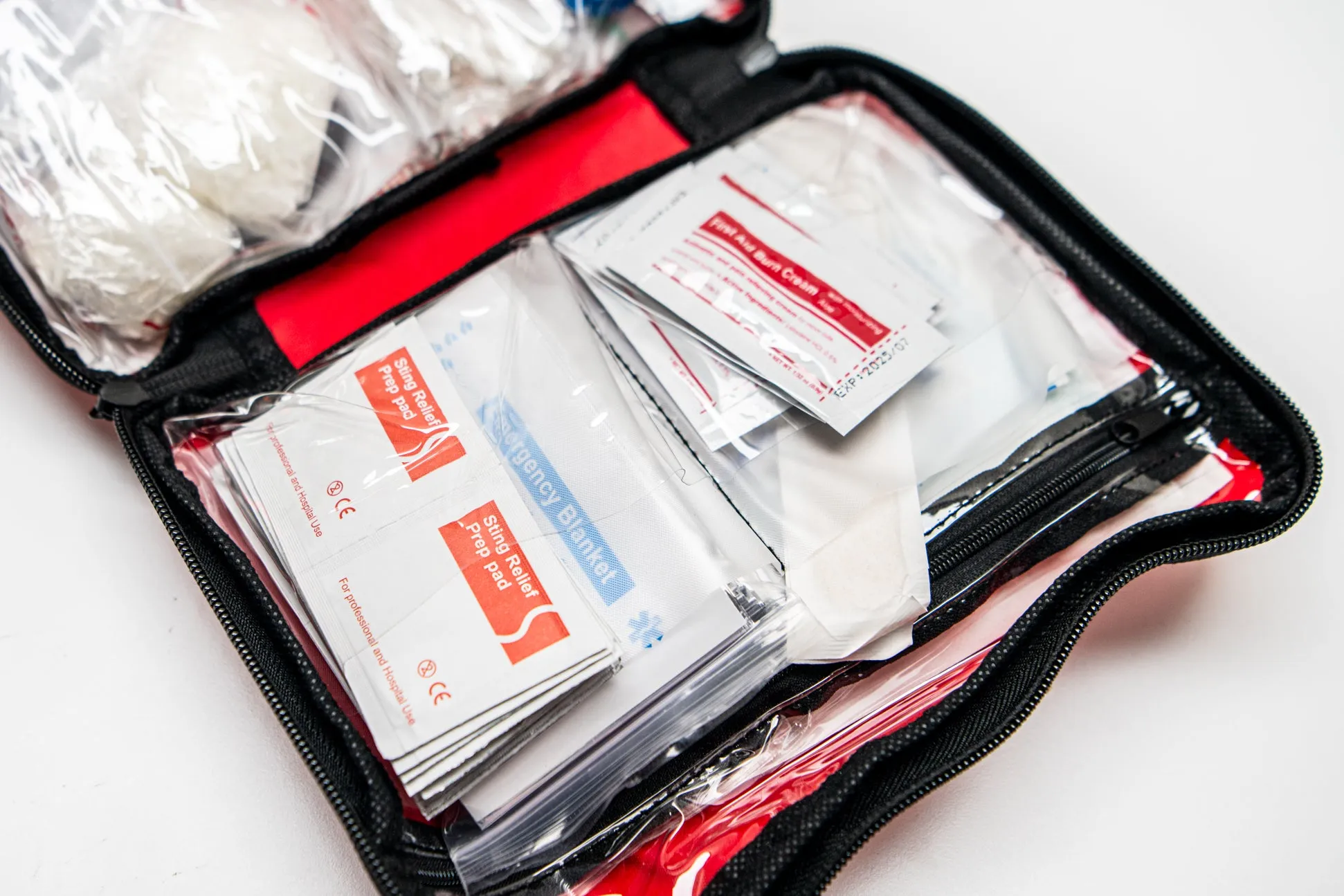 FIRST AID KIT - 290 PIECES