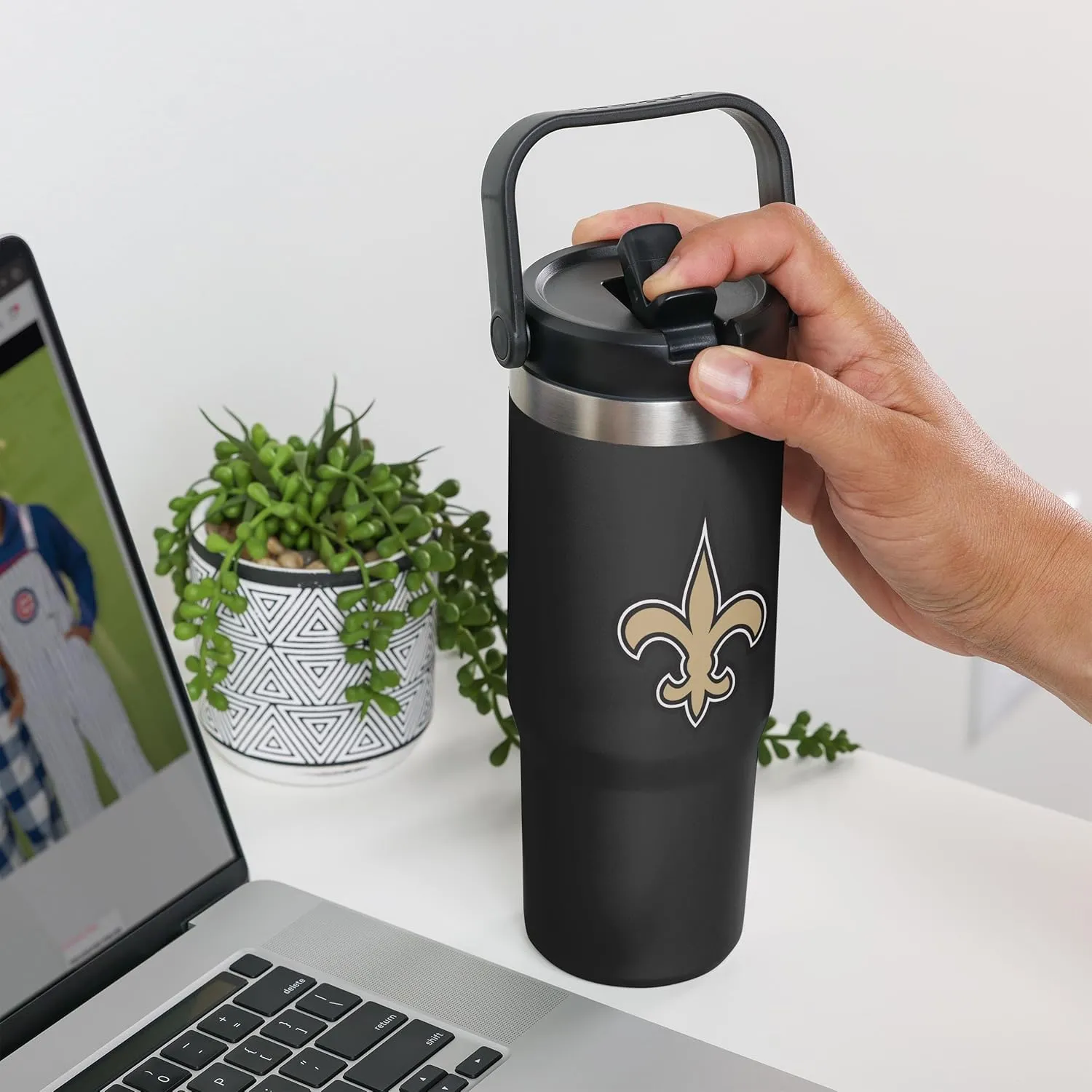 FOCO NFL Unisex-Adult NFL Team Logo Insulated Travel Mug 30oz Straw Tumbler