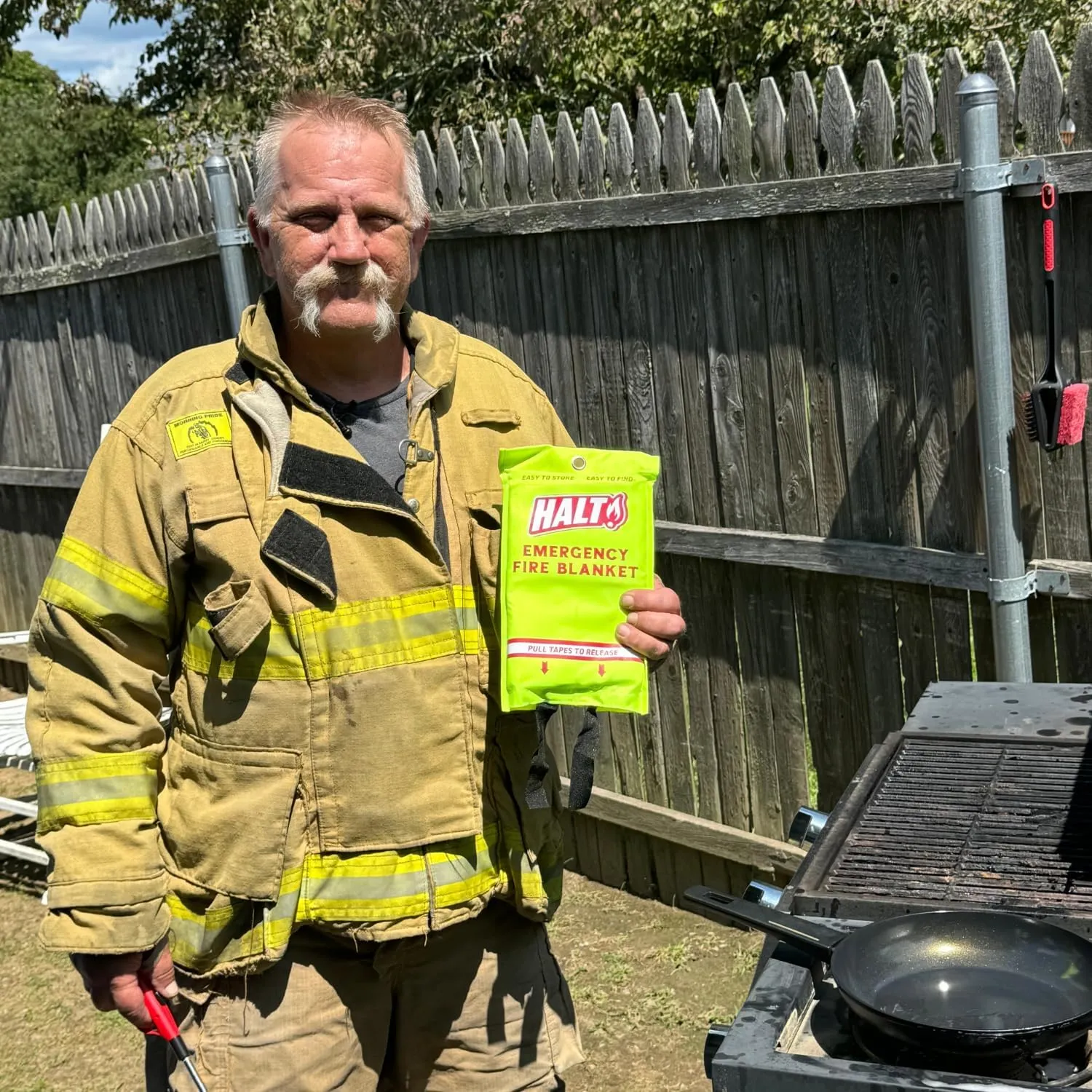 HALT! Emergency Fire Blanket - Rapid Fire Suppression for Home, Kitchen, Car & Camping |Lightweight, No Mess, Safe for Grease & Electrical Fires | Reusable & Never Expires (4-Pack)