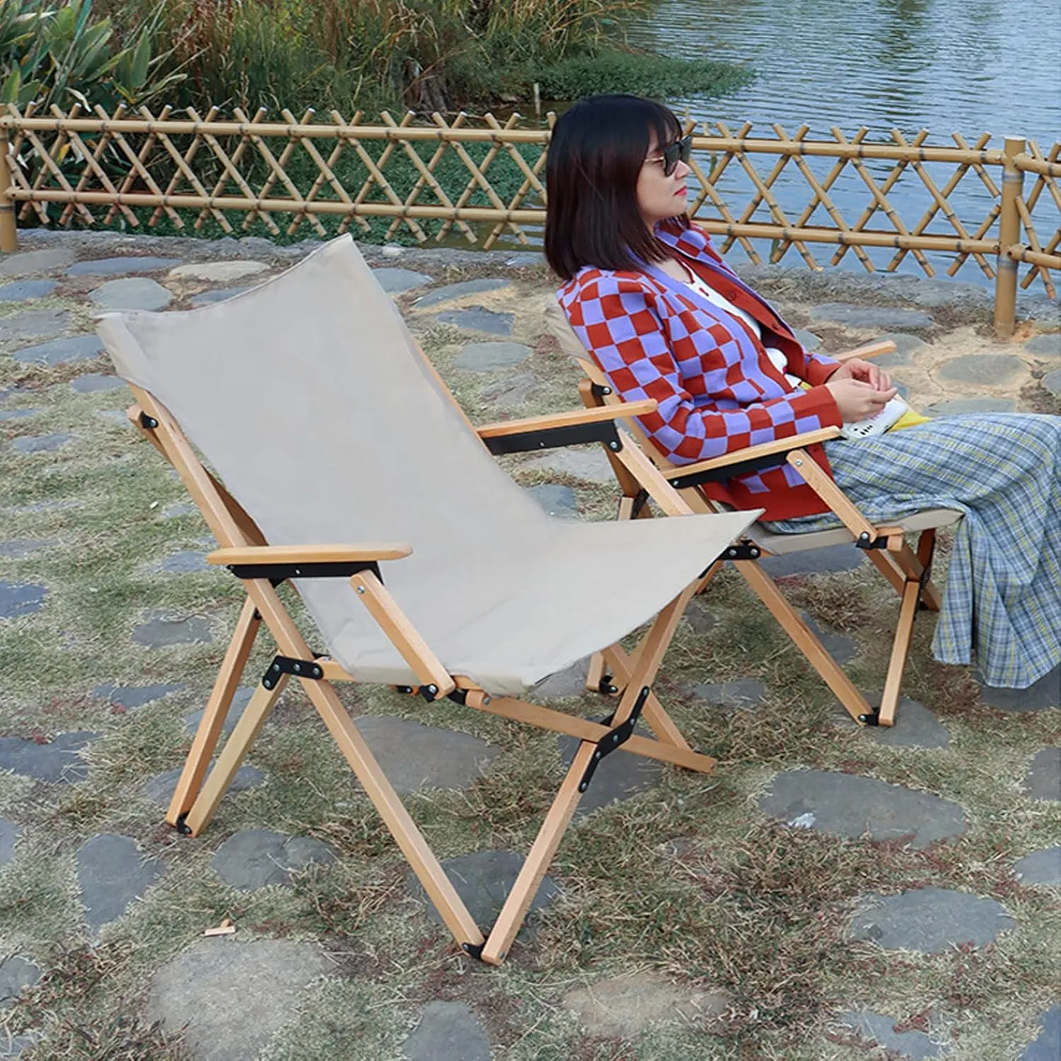 HUHJYUGE Outdoor Folding Camping Chair, Portable Camping Folding Chair, Heavy Duty Folding Arm Chair, Breathable Tearing Resistance, for Festivals Fishing Picnic and Hiking (45cm)