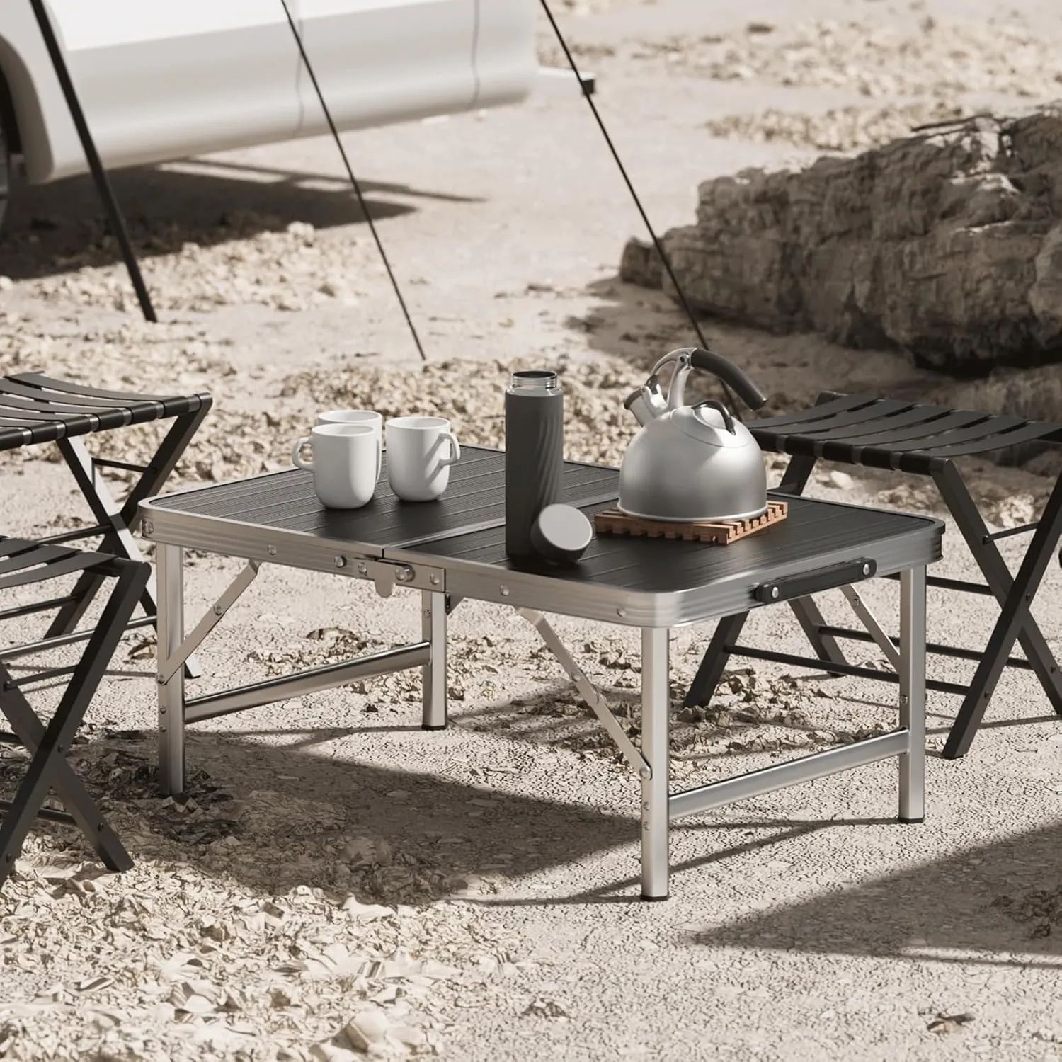 MADOG Portable Camping Table, Lightweight Roll UP Table Adjustable Height Aluminum Small Folding Camping Table, Relaxing by The Sea, Picnics, Outdoor Party, Black