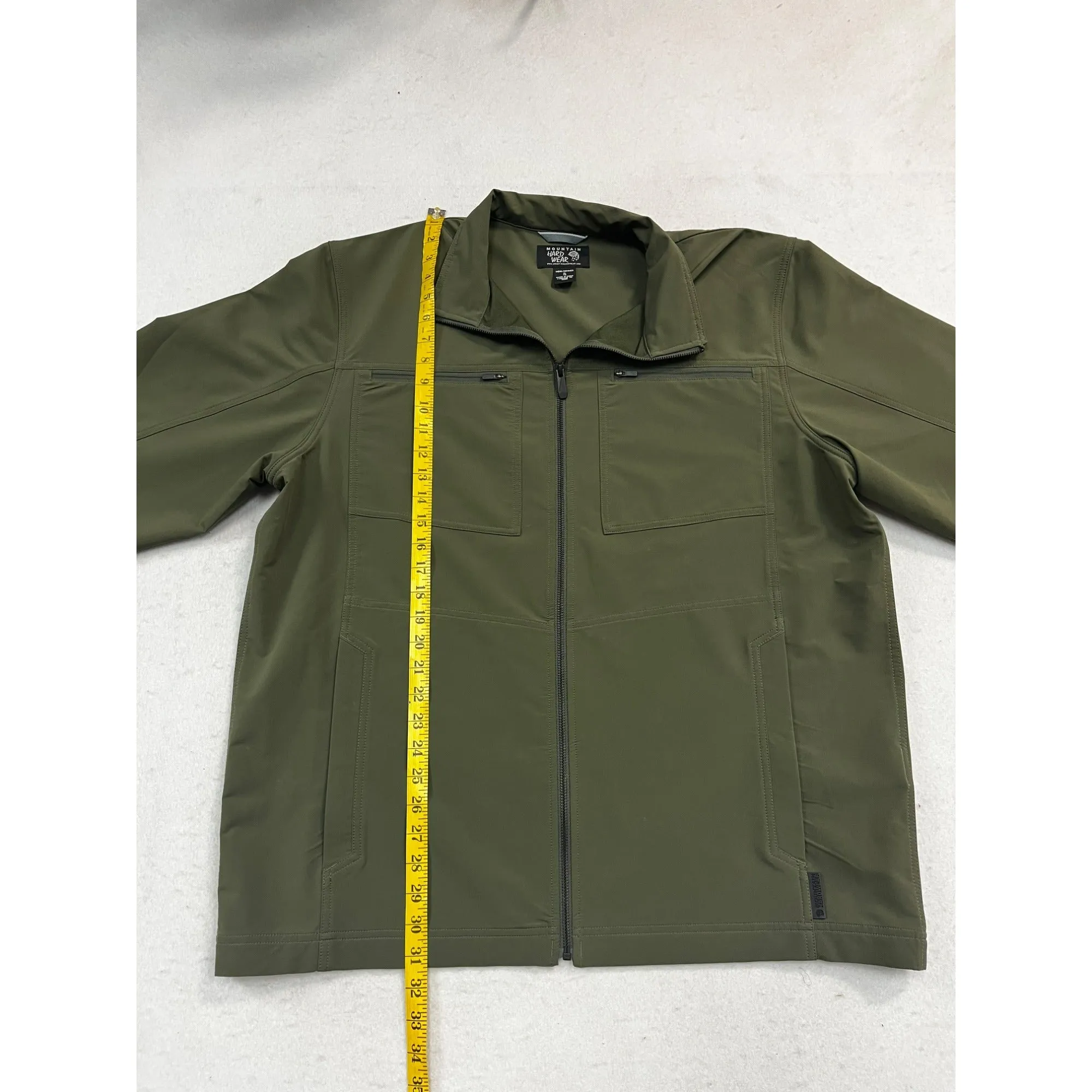 Men’s Mountain Hard Wear ZipUp Jacket #2658