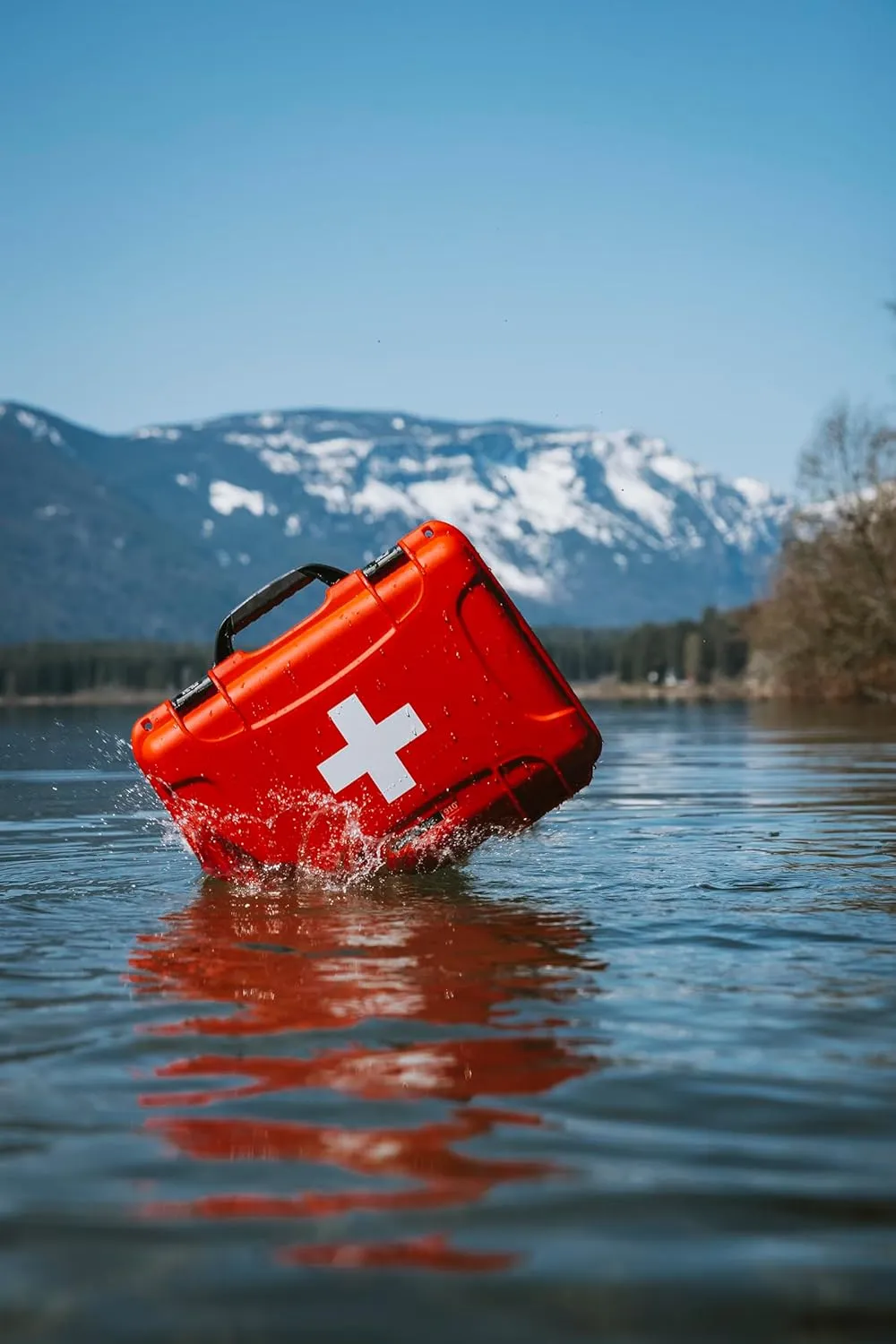 NANUK 909 Waterproof First Aid Box Empty – Durable, Medical First Aid Organizer Case, IP67-Rated, Dustproof, Impact-Resistant, and Floats (7.4" x 4.9" x 3.1") – Red