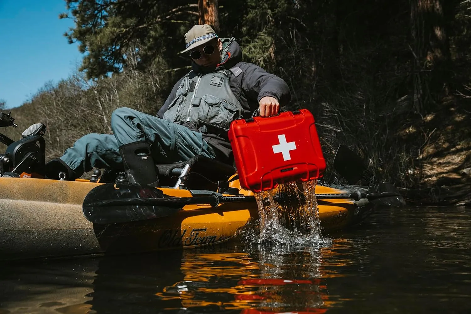 NANUK 909 Waterproof First Aid Box Empty – Durable, Medical First Aid Organizer Case, IP67-Rated, Dustproof, Impact-Resistant, and Floats (7.4" x 4.9" x 3.1") – Red