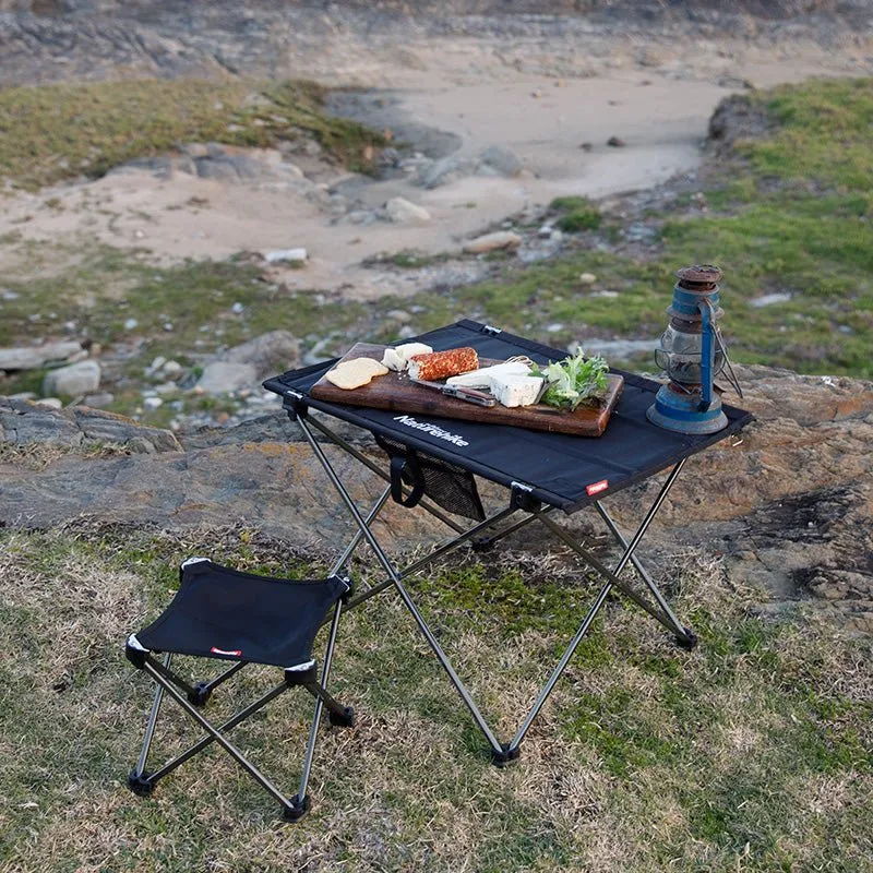 Outdoor lightweight folding table - Large