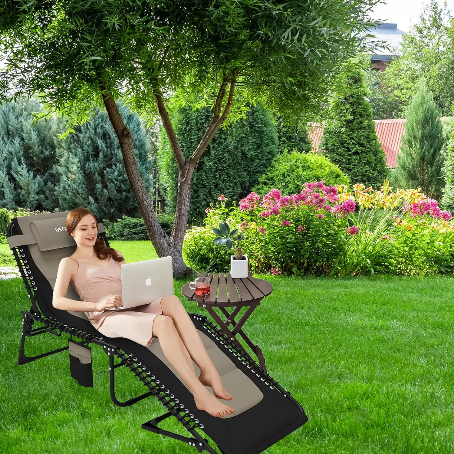Oversized Padded Outdoor Folding Lounge Chair for Adults 440Ibs Patio Chaise Lounge Chair for Outside Adjustable 5-Position Reclining Beach Chair with Pillow Pocket
