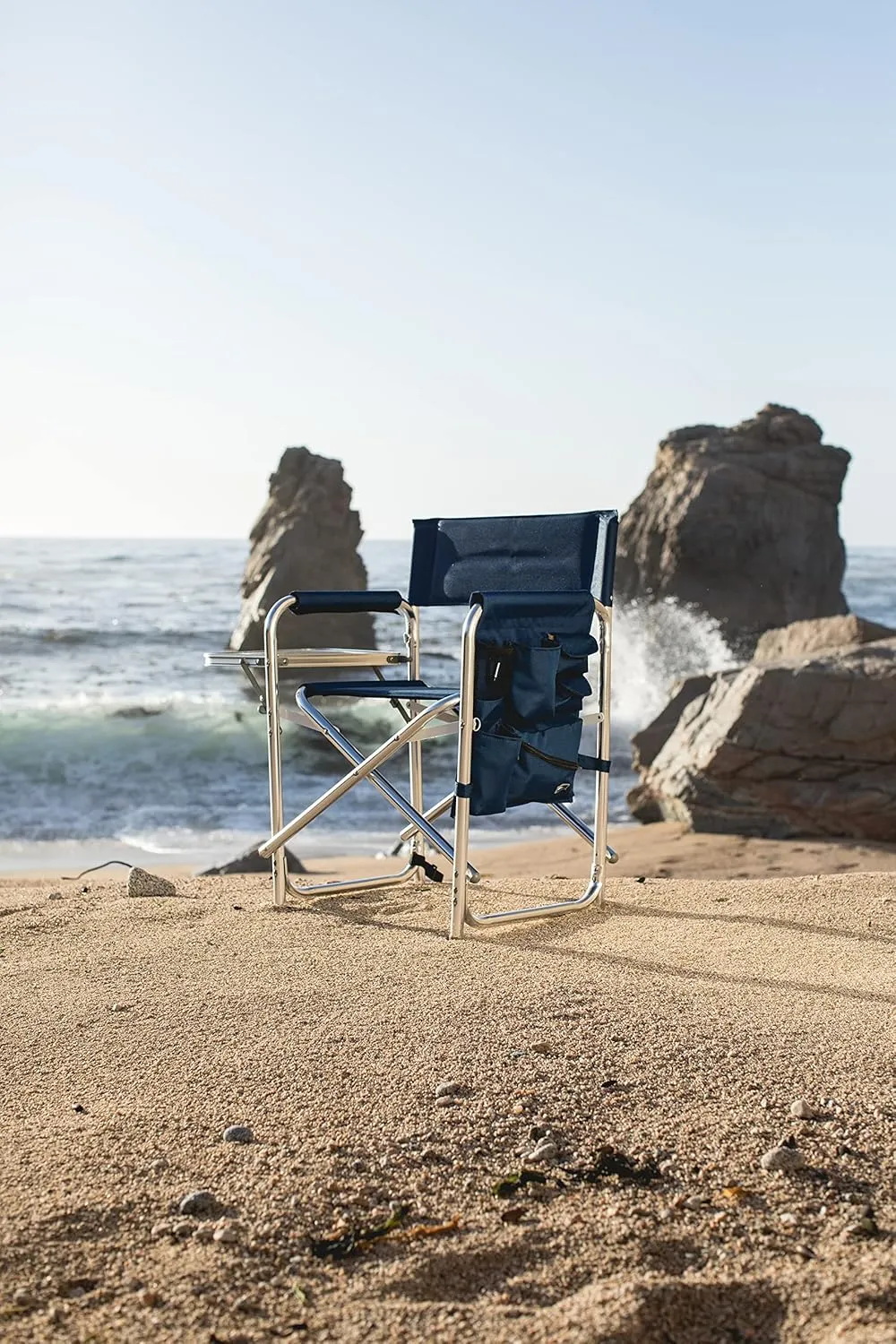 PICNIC TIME Star Wars Jedi Knight Sports Chair with Side Table, Beach Chair, Camp Chair for Adults, (Navy Blue) 36.6 x 18.5 x 32.9