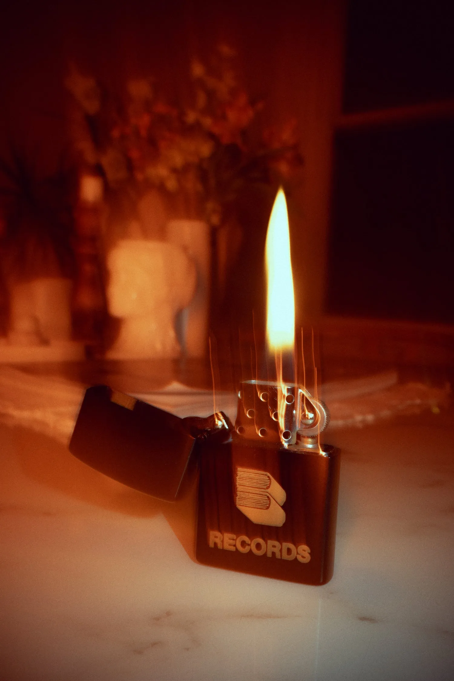 RECORDS LIGHTER