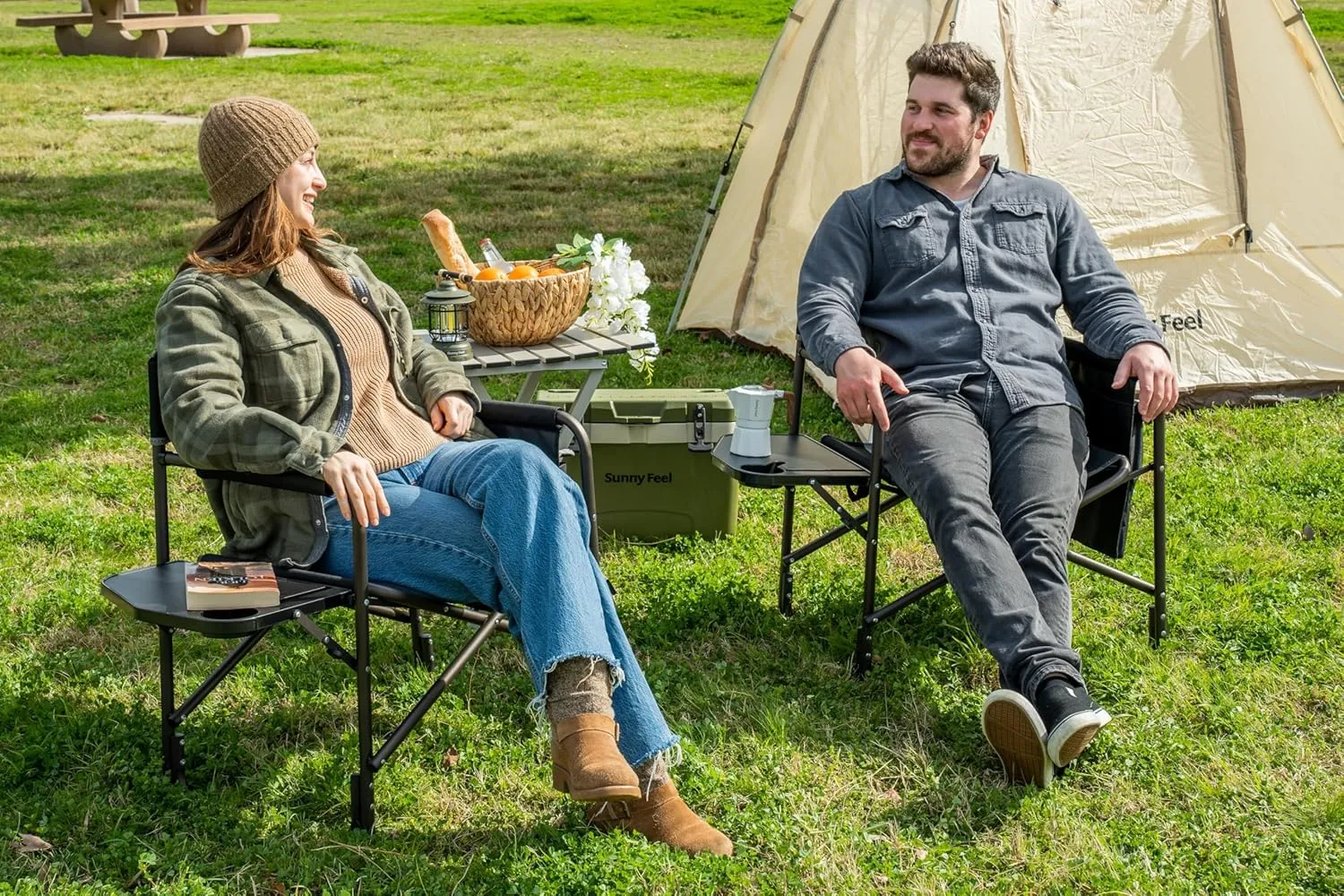 SUNNYFEEL Oversized Camping Directors Chair, Portable Folding Lawn Chairs for Adults Heavy Duty with Side Table,Pocket for Beach, Fishing,Picnic,Concert Outdoor, Foldable Camp Chairs