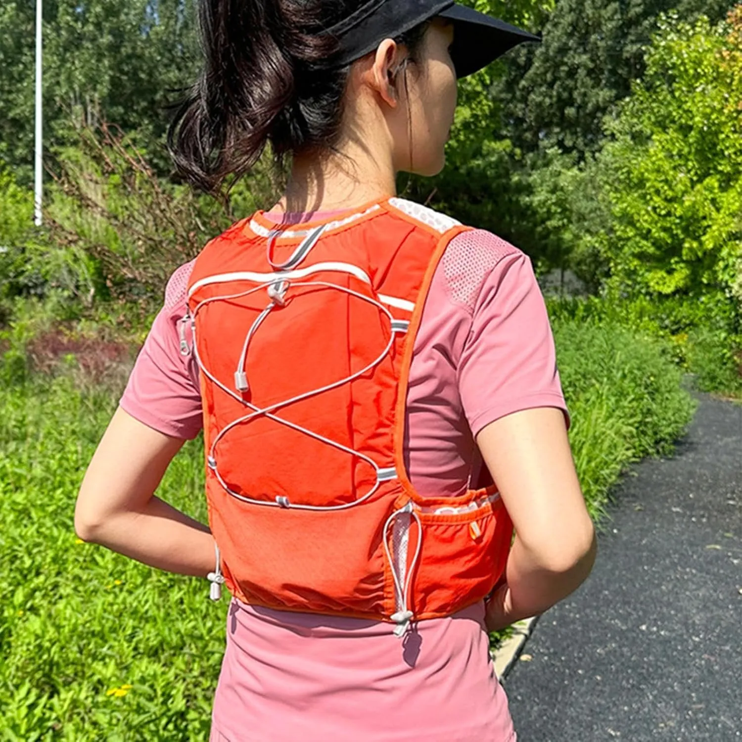 Trail Running Backpack,Water Bladder Bag Leakproof Hydration Bladder Daypack | Reflective Stripes Running Hydration Vest for Men Women Lightweight Insulated Pack